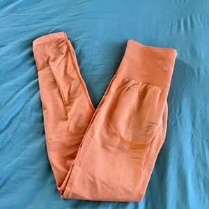 NVGTN Sunset Orange Contour Seamless Leggings, size Small